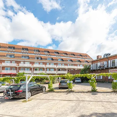 Kietz-oase - Charmante Mit Balkon&müritzblick Im Historischen Speicher