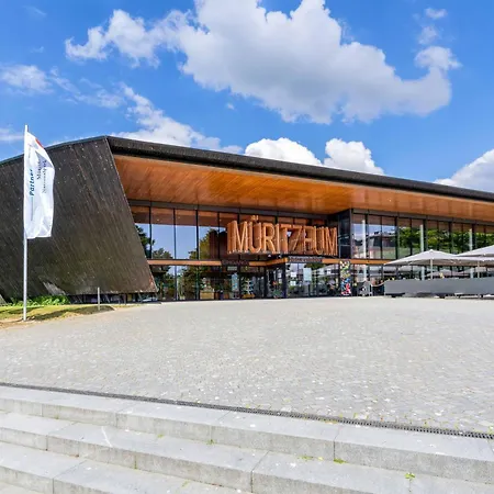 Kietz-oase - Charmante Mit Balkon&müritzblick Im Historischen Speicher * Waren (Müritz)